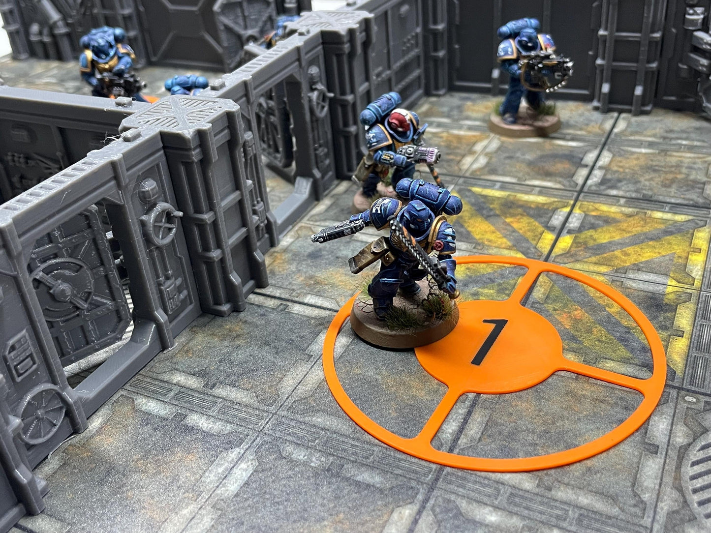 Escenografía "Entornos Cerrados" compatible con Kill Team