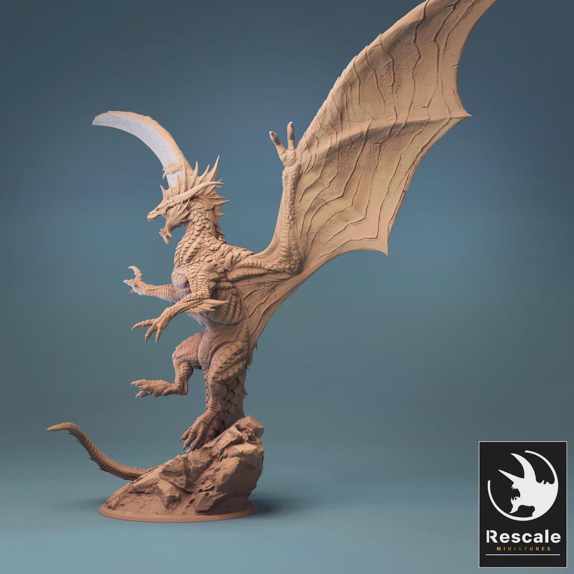 Dragón de Plata Adulto – Miniatura de resina para D&D, 32 mm