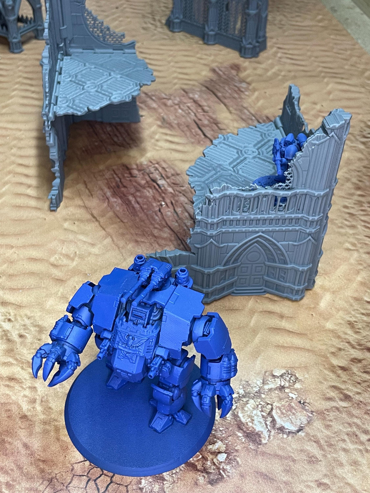 Imperial City - Escenografía compatible con WH40K 11th Edición WTC