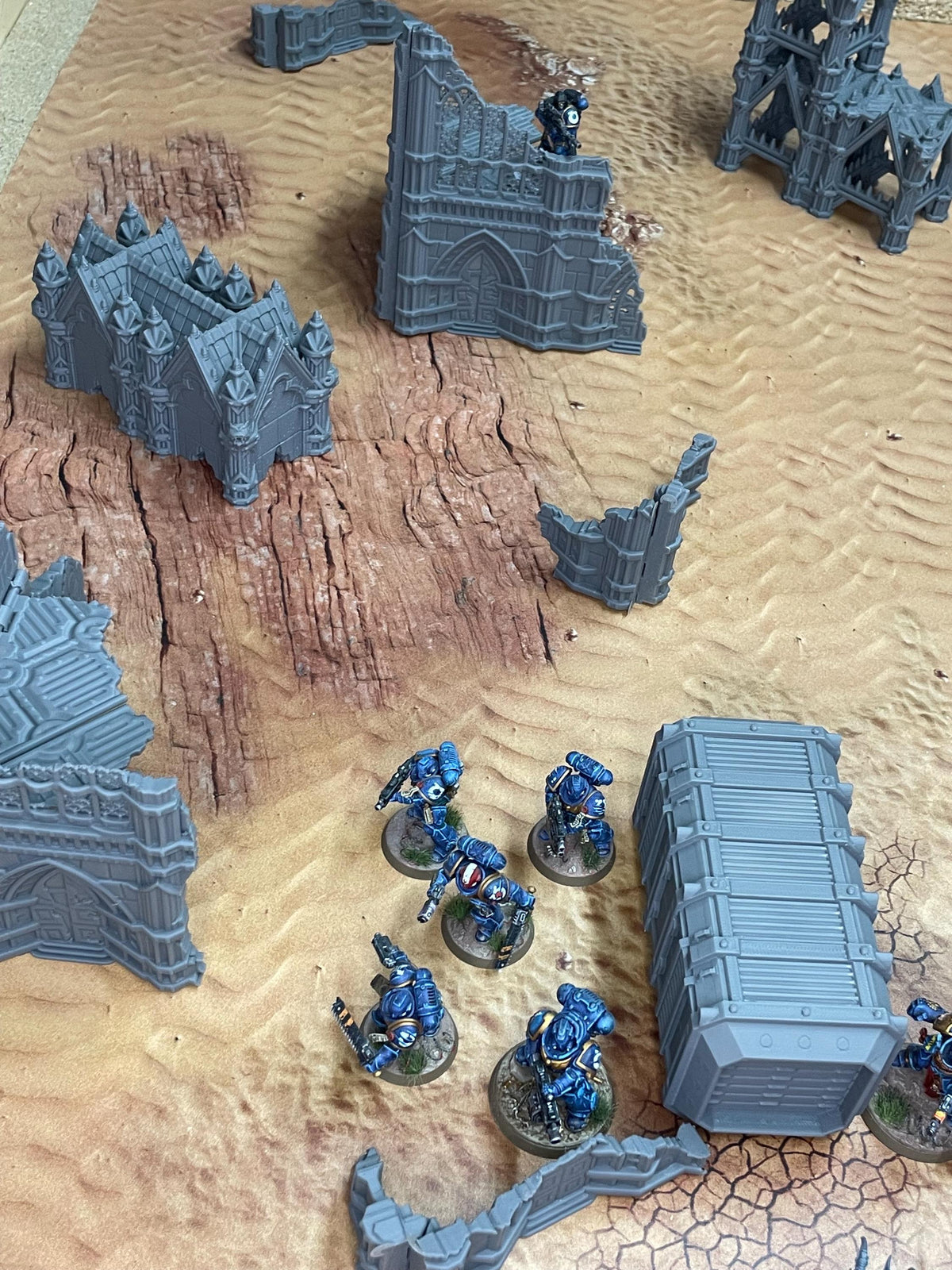 Imperial City - Escenografía compatible con WH40K 11th Edición WTC