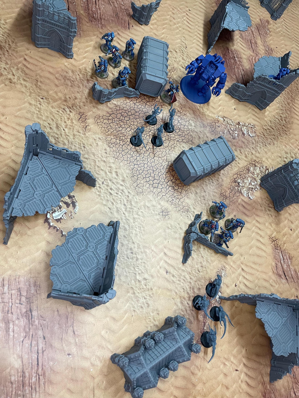 Imperial City - Escenografía compatible con WH40K 11th Edición WTC