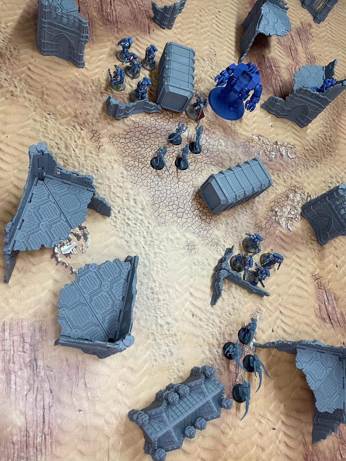 Imperial City - Escenografía compatible con WH40K 11th Edición WTC