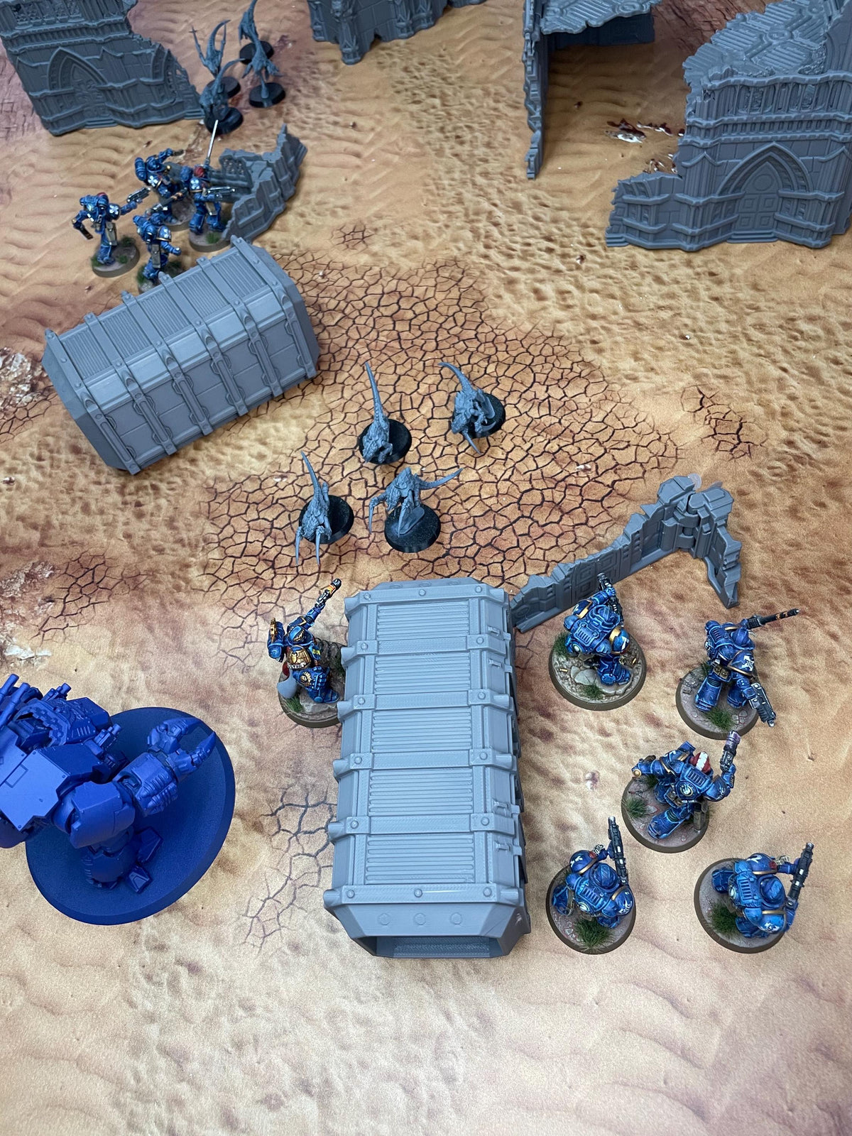 Imperial City - Escenografía compatible con WH40K 11th Edición WTC